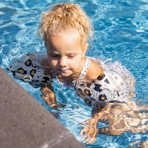 Swim essentials - zwembandjes - panterprint - zwemvleugels - 15-30 kg - 2-6 jaar - beige